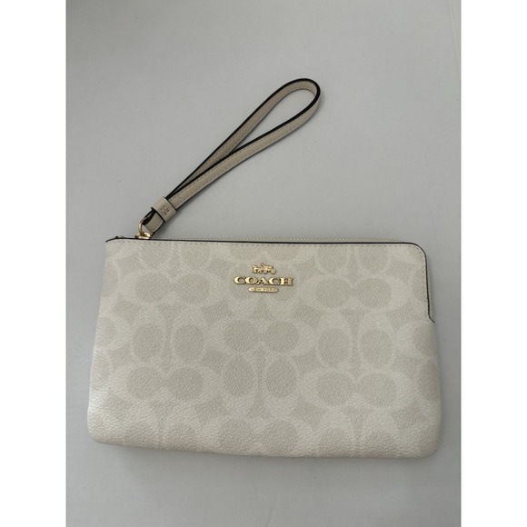 NWT Coach CZ277 Large Corner Zip Wristlet IM/White Chalk Signature Canvas‎ - Picture 1 of 6